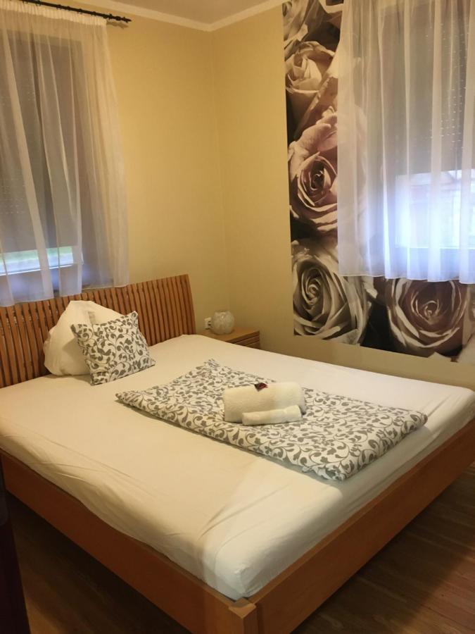 Cherry Apartmanhaz Sárvár