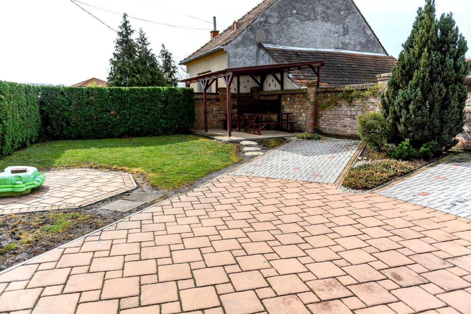 Cherry Apartmanhaz Appartement Sárvár