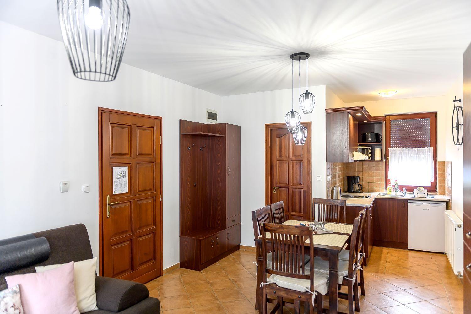Cherry Apartmanhaz Sárvár
