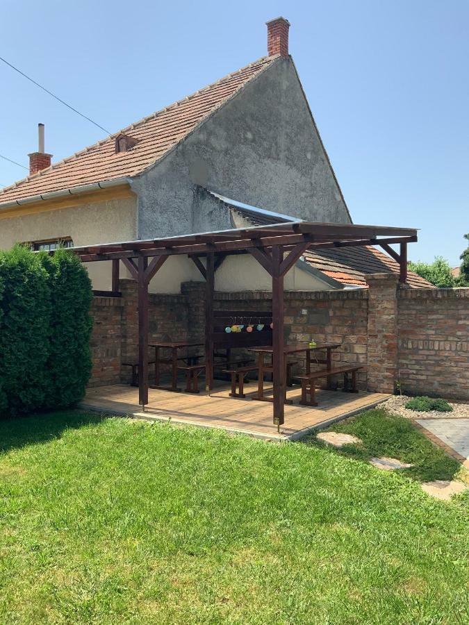 Cherry Apartmanhaz Appartement